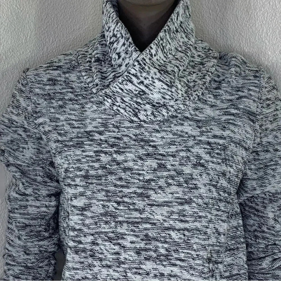 EXPRESS Long Sleeve Shawl Collar Knit Sweater Pullover Women Size S Marled Gray - Picture 4 of 11